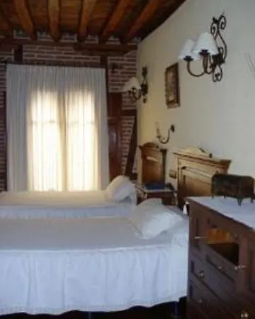 Casa De Cisneros 호텔 2*